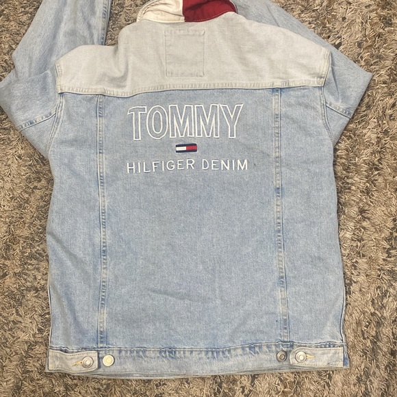 Tommy Hilfiger denim, trucker jacket, size medium - Picture 7 of 11
